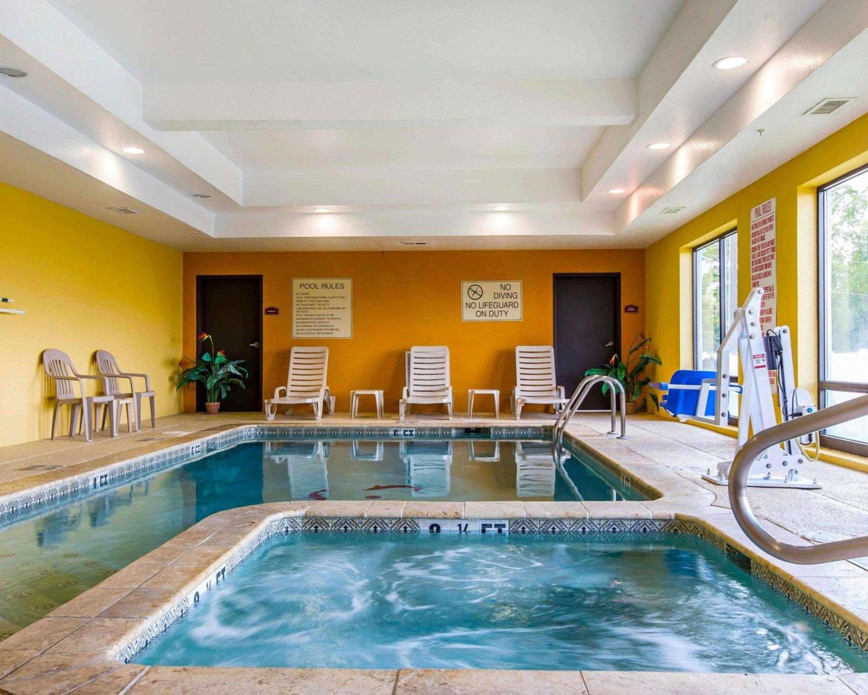 Comfort Suites Waycross Ngoại thất bức ảnh